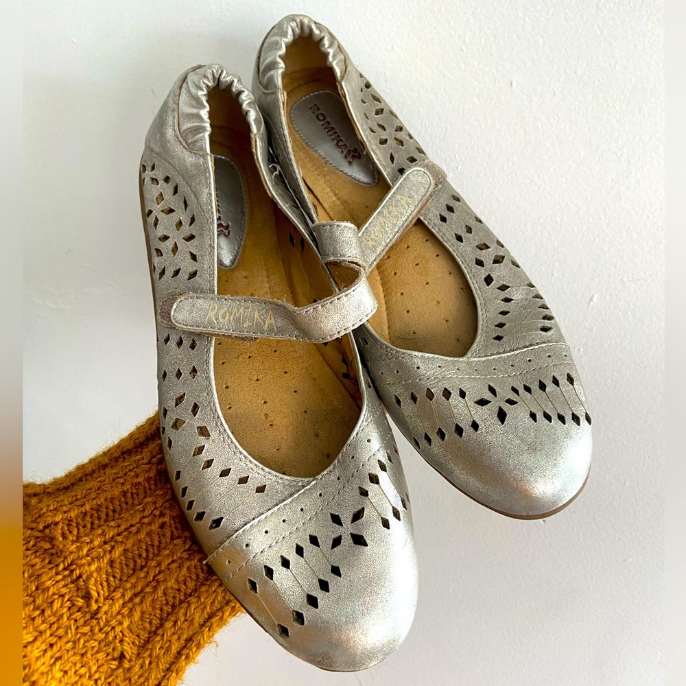 Silver Mary Jane ballet flats Y2K size 37